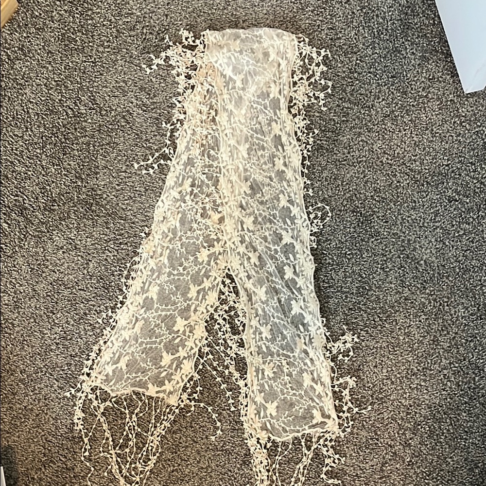 Cream Lace Scarf
